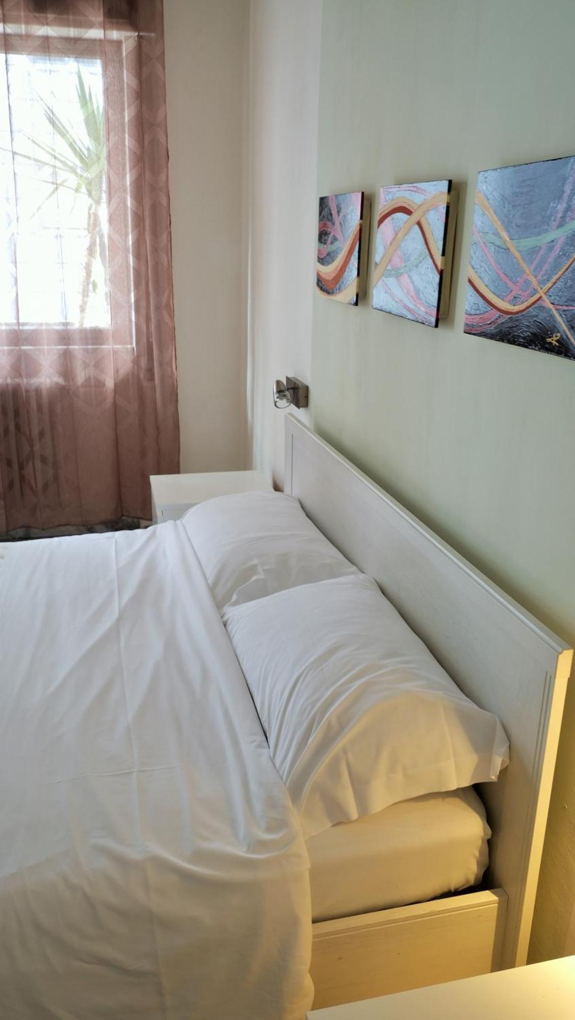 Kamila Guest House Бари Экстерьер фото